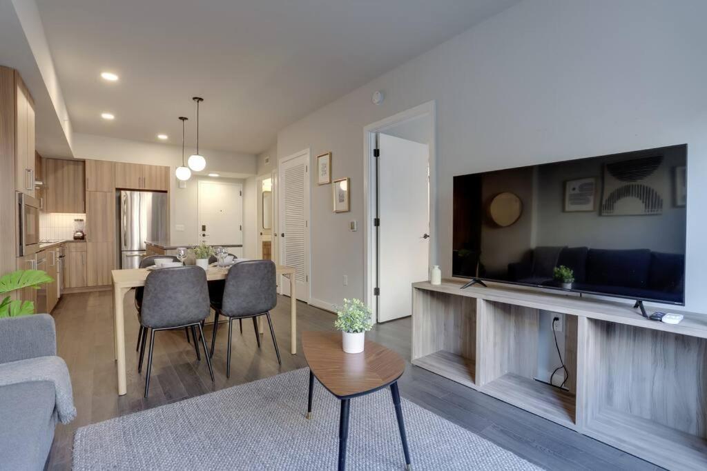 Gorgeous 1 Bedroom At Clarendon With Gym And Rooftop Arlington Eksteriør bilde